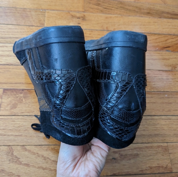 Aldo black leather wedge sneakers size 7 - suede and snakeskin details - Picture 4 of 6